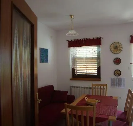 Apartament Beautiful-banjole-beachside-apartment-a2-150m-from-the-beach *