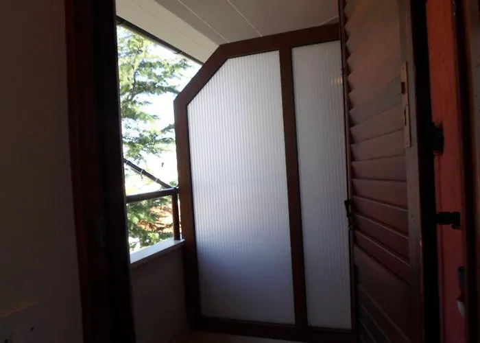 Beautiful-banjole-beachside-apartment-a2-150m-from-the-beach Lejlighed *